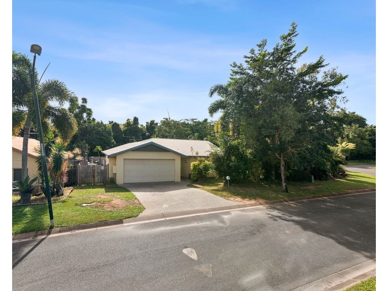 13 Shamrock Avenue, Brinsmead QLD 4870
