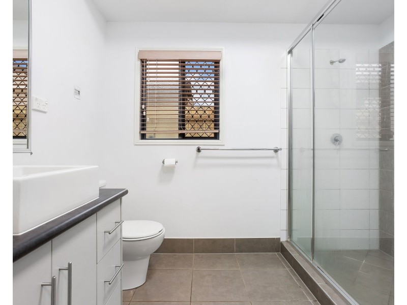 143 Fitzmaurice Drive, Bentley Park QLD 4869