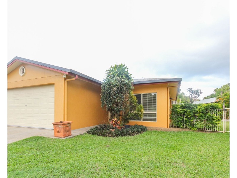 8 Shamrock Avenue, Brinsmead QLD 4870