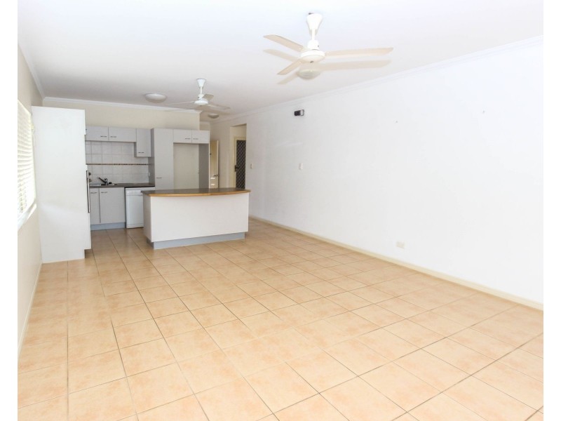 8 Shamrock Avenue, Brinsmead QLD 4870