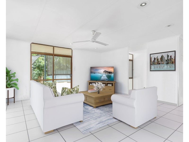 15 Veivers Close, Westcourt QLD 4870