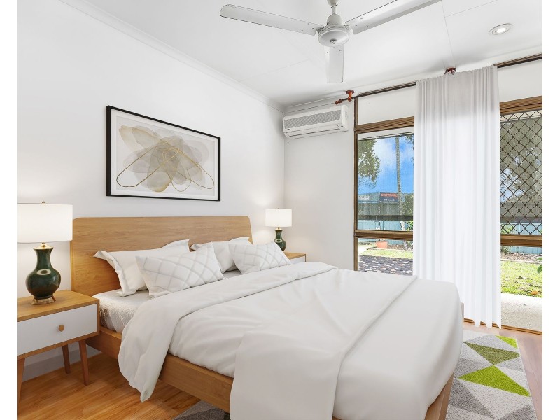 15 Veivers Close, Westcourt QLD 4870