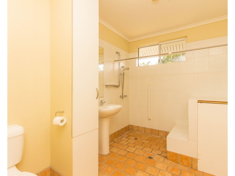 4/23 Hibiscus Lane, Holloways Beach QLD 4878