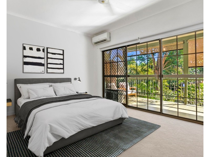 1/23 Hibiscus Lane, Holloways Beach QLD 4878