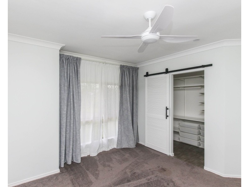 5 Picnic Street, White Rock QLD 4868