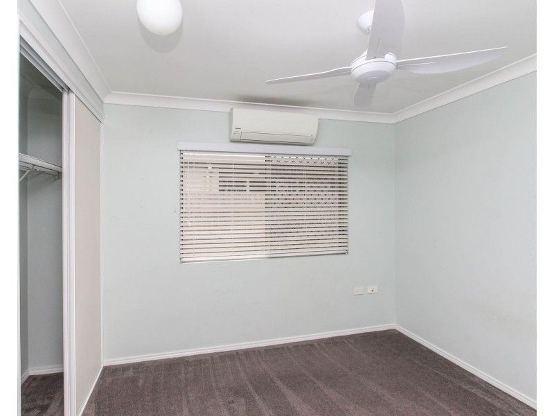 5 Picnic Street, White Rock QLD 4868