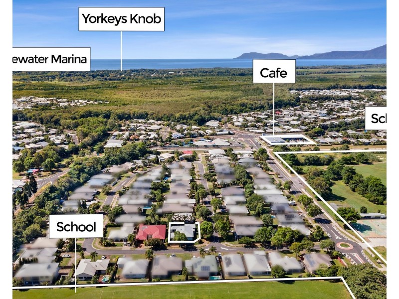 1 Chystanthus Street, Trinity Park QLD 4879