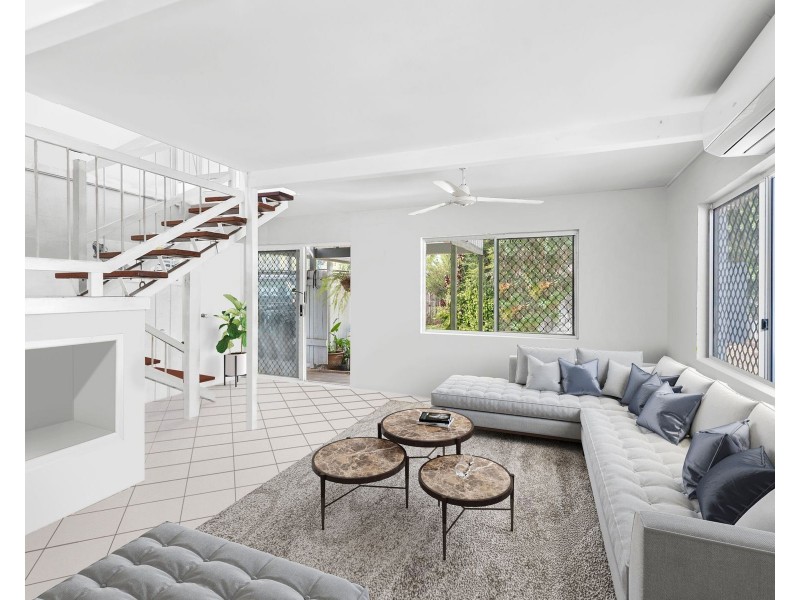 19 Baronia Crescent, Holloways Beach QLD 4878