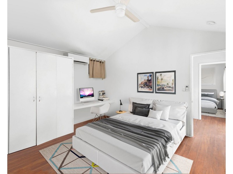 19 Baronia Crescent, Holloways Beach QLD 4878