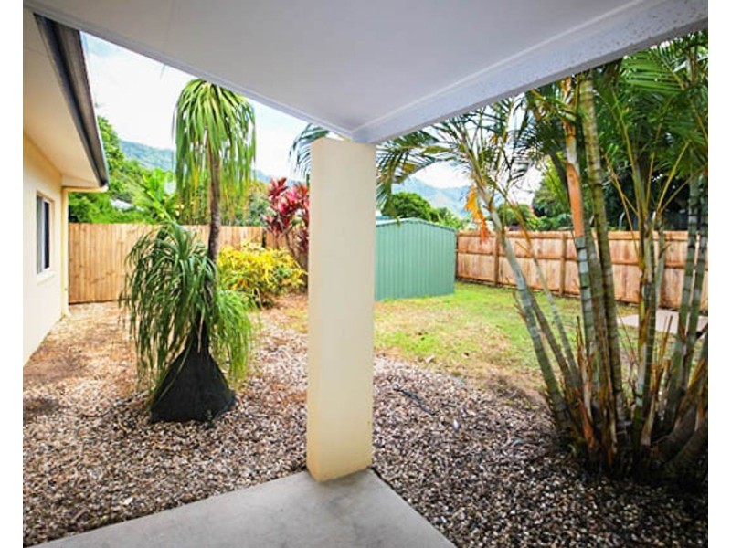 2/9 Windarra Street, Woree QLD 4868