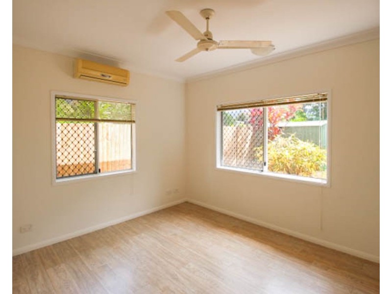 2/9 Windarra Street, Woree QLD 4868