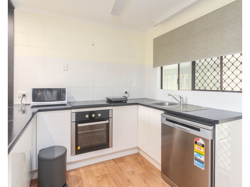 49 Beatrice Street, Mooroobool QLD 4870
