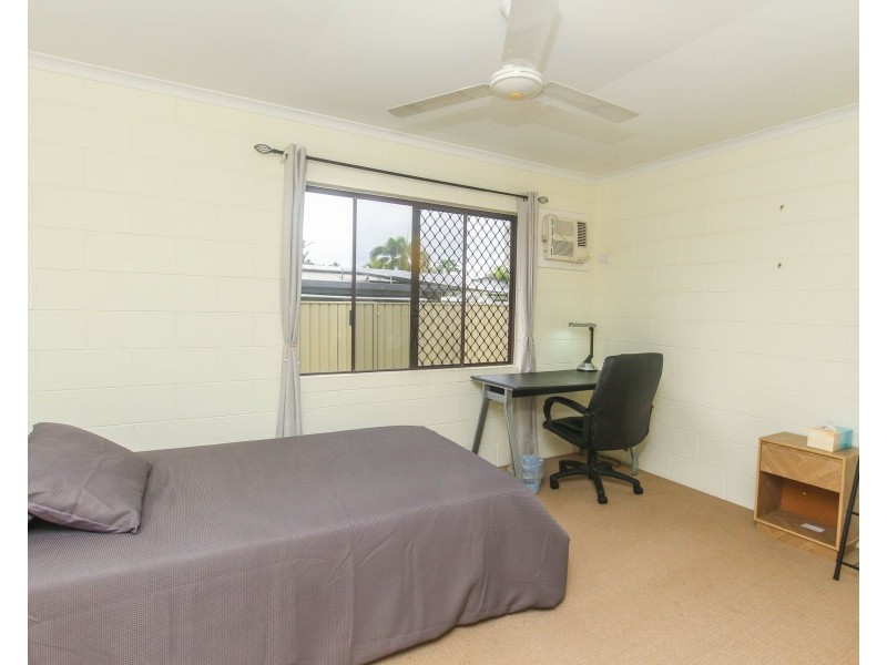49 Beatrice Street, Mooroobool QLD 4870