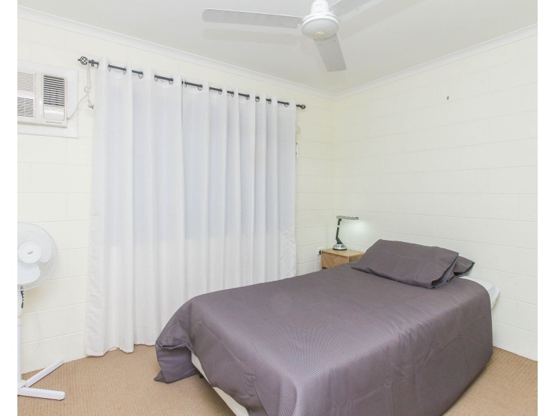 49 Beatrice Street, Mooroobool QLD 4870