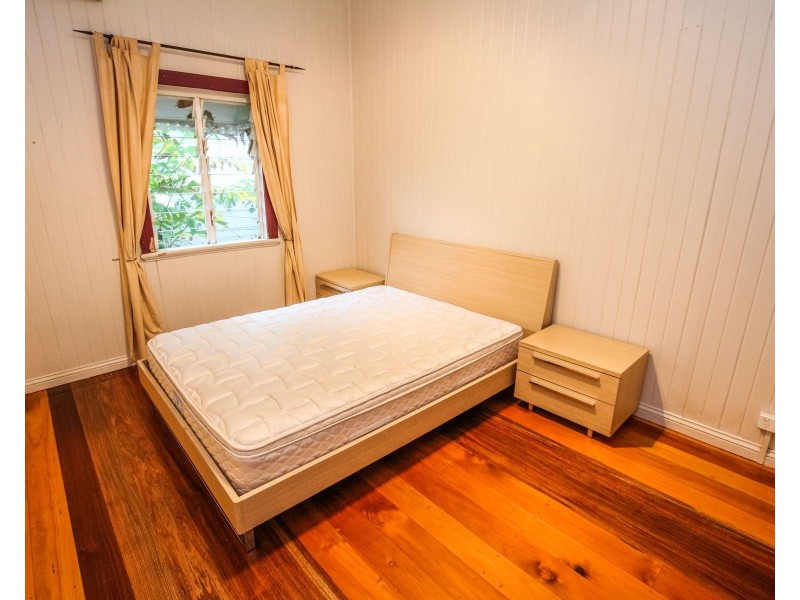 30A Charles Street, Cairns North QLD 4870