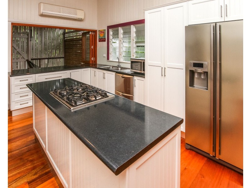 30A Charles Street, Cairns North QLD 4870