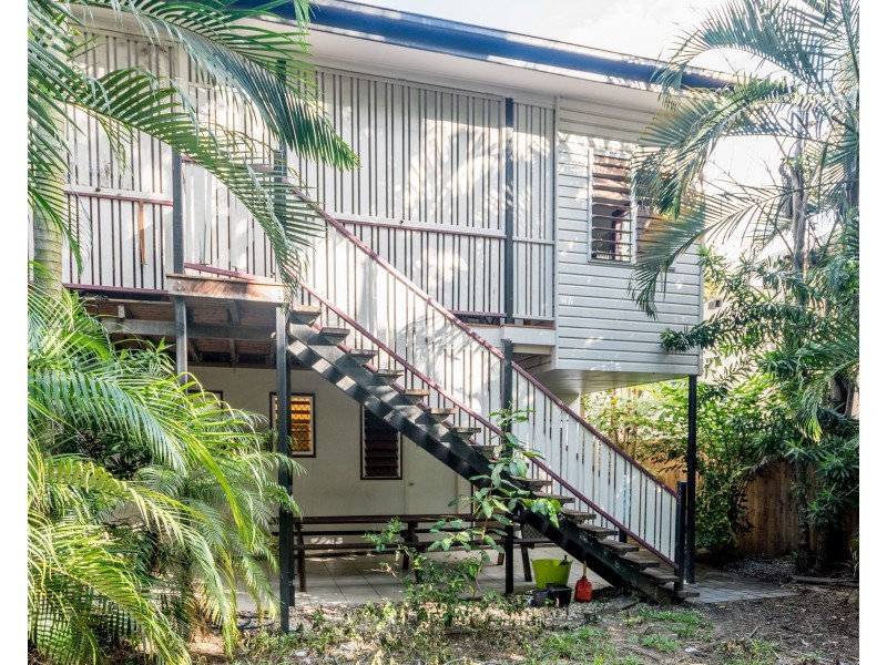 30A Charles Street, Cairns North QLD 4870