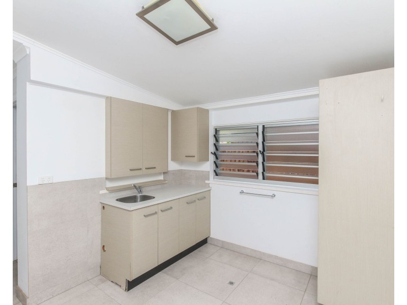 29 Vandeleur Street, Earlville QLD 4870