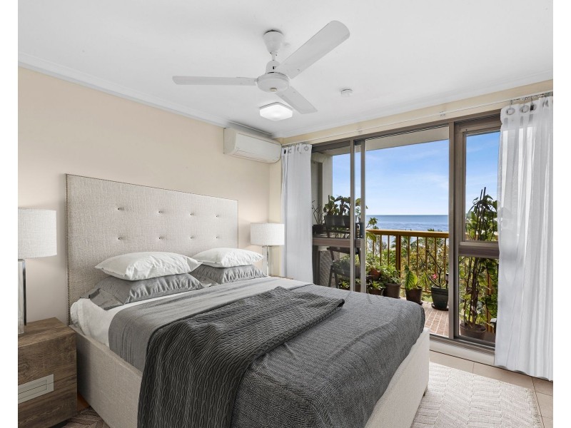 27/249-255 Esplanade, Cairns North QLD 4870