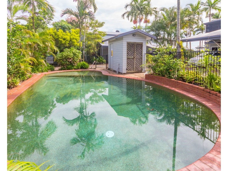 9/5-7 Mintaro Crescent, Woree QLD 4868