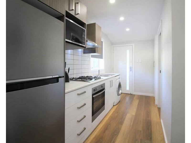 2/281 Severin Street, Parramatta Park QLD 4870