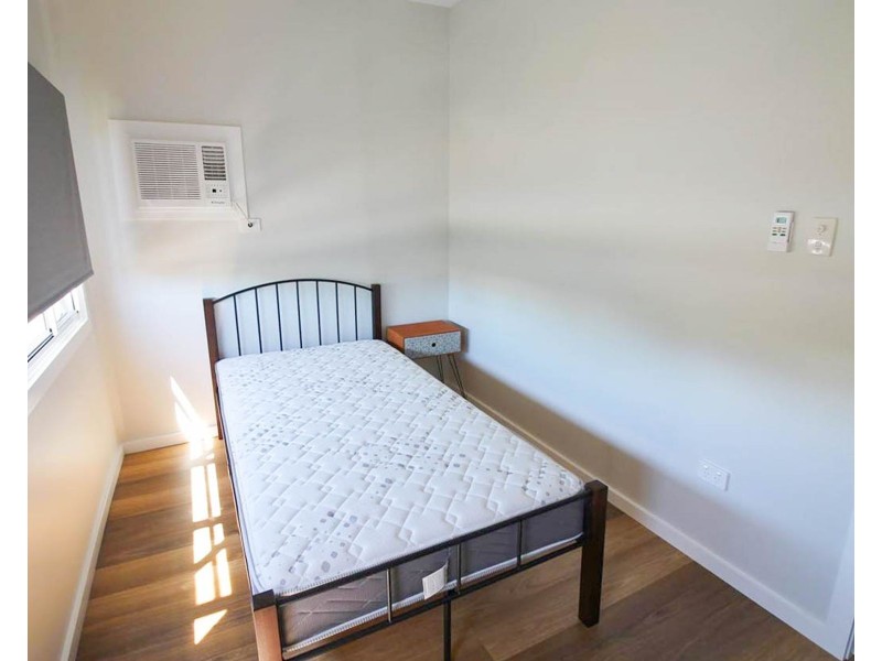2/281 Severin Street, Parramatta Park QLD 4870