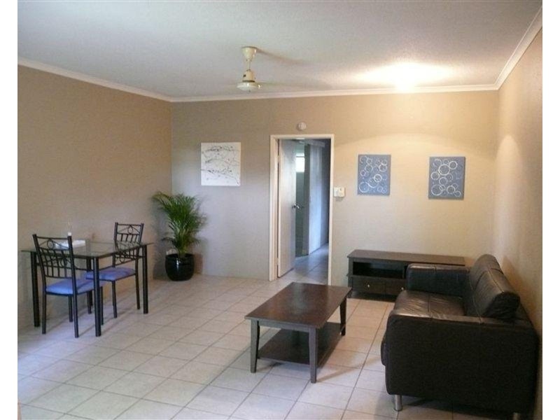 3/346 McCoombe Street, Mooroobool QLD 4870