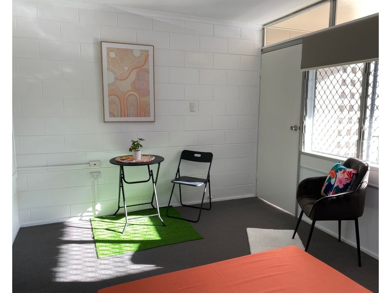 3B/322 Pease Street, Edge Hill QLD 4870
