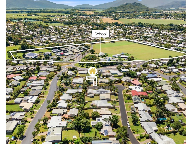 2/5 Julia Percy Close, Bentley Park QLD 4869