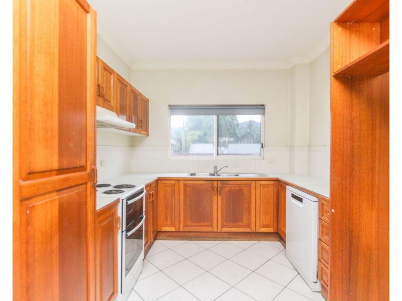 11/5-7 Herries Street, Earlville QLD 4870