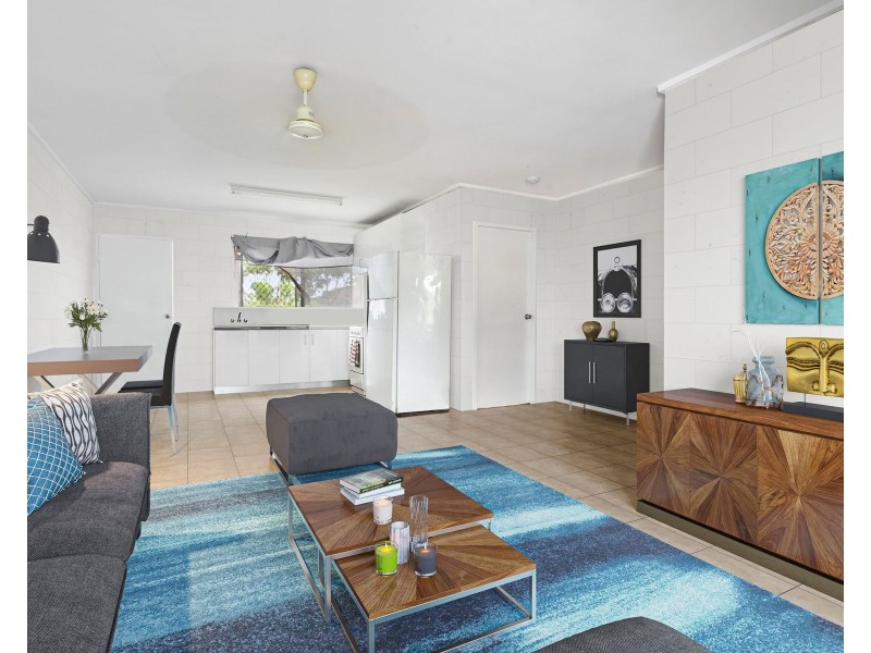 35 Sondrio Street, Woree QLD 4868