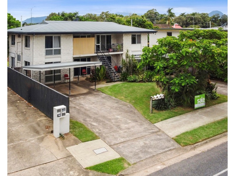 35 Sondrio Street, Woree QLD 4868