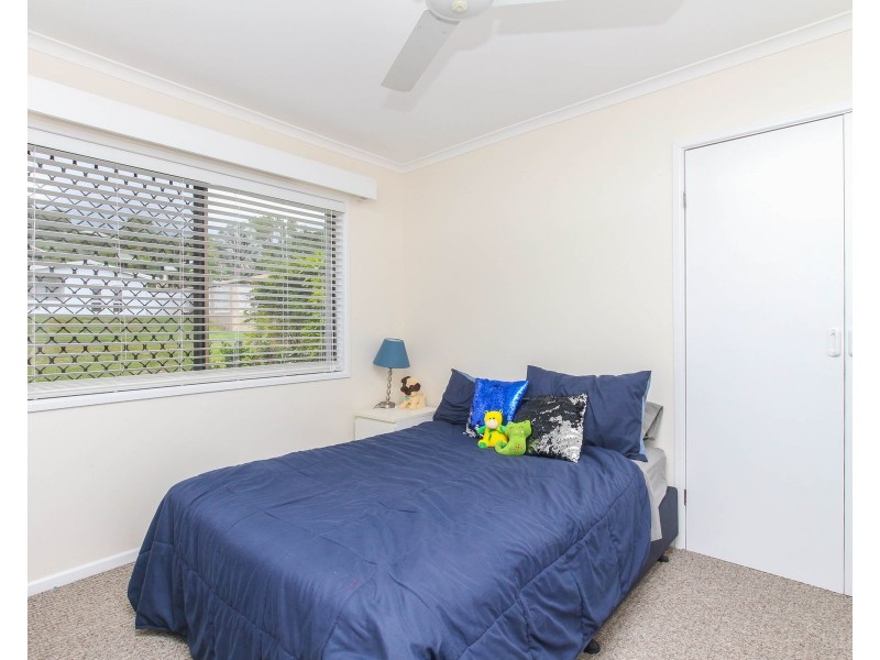 2 Rogers Close, Whitfield QLD 4870