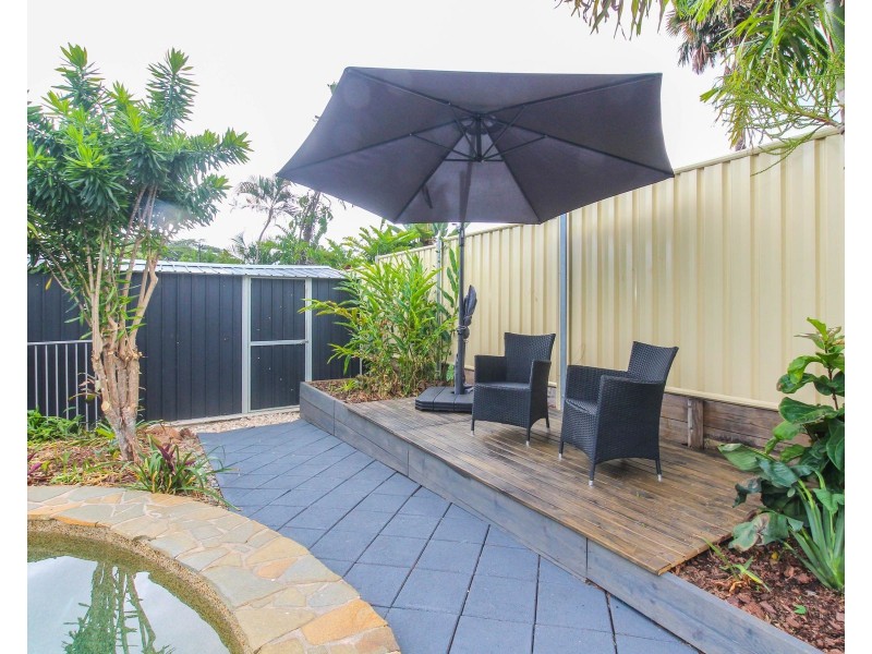 2 Rogers Close, Whitfield QLD 4870