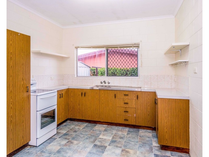 1/24 Angela Street, Woree QLD 4868