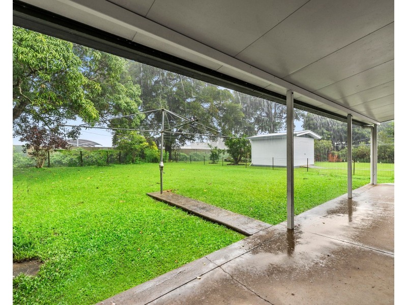 60 Hayward Street, Mooroobool QLD 4870