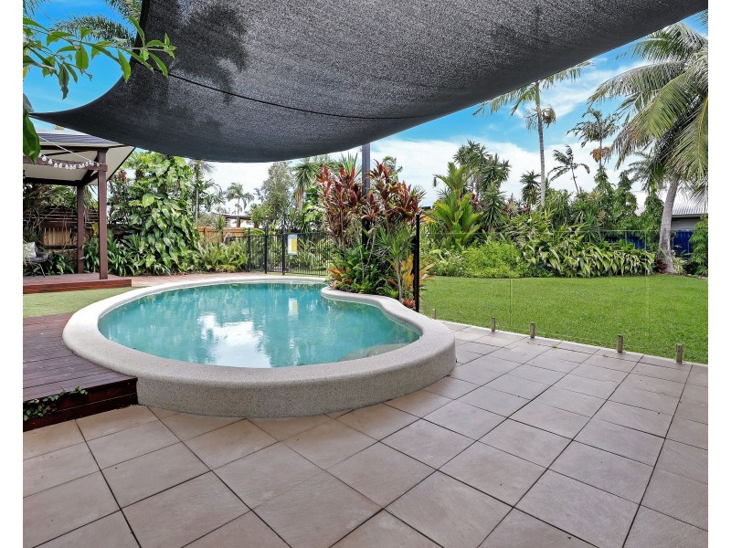 30 Bondi Crescent, Kewarra Beach QLD 4879