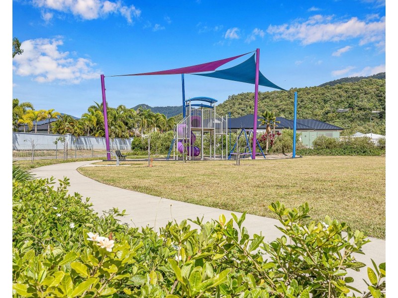 31 Lillydale Way, Trinity Park QLD 4879