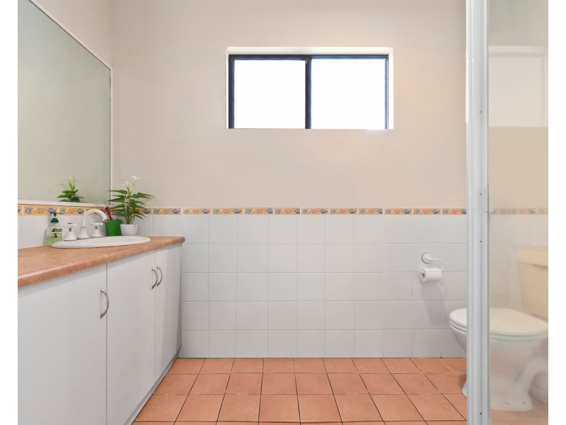 38 Peridot Street, Bayview Heights QLD 4868