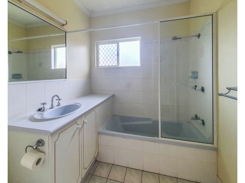 2/8 Delta View Close, Freshwater QLD 4870