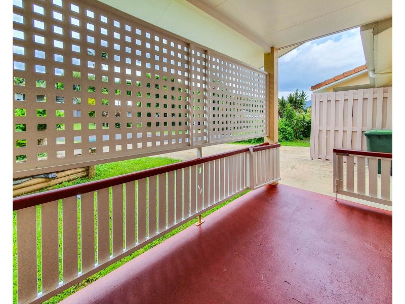 1/8 Delta View Close, Freshwater QLD 4870