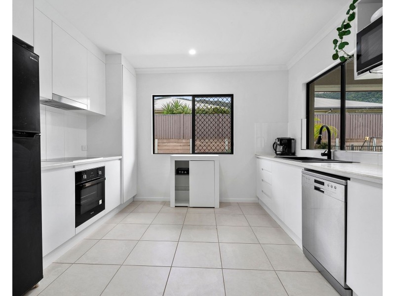 117 Walker Road, Bentley Park QLD 4869