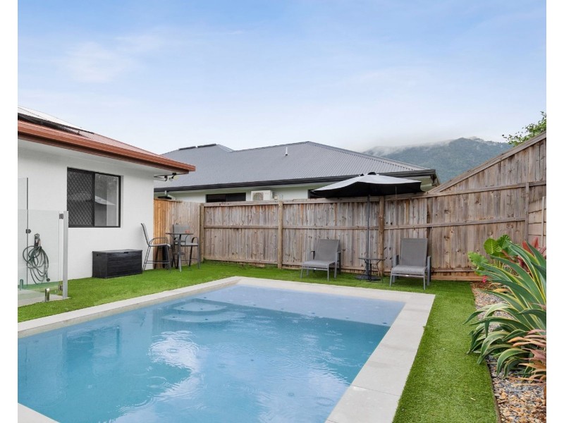 117 Walker Road, Bentley Park QLD 4869