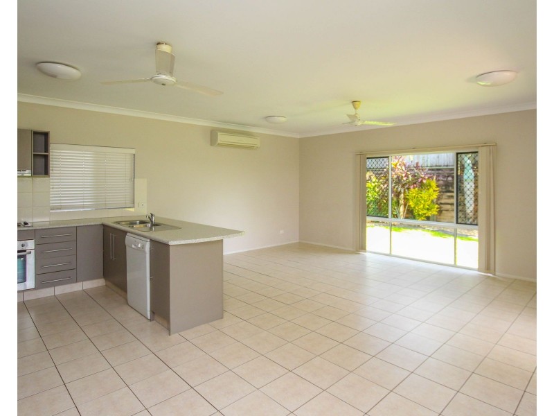 30 Fitzmaurice Drive, Bentley Park QLD 4869