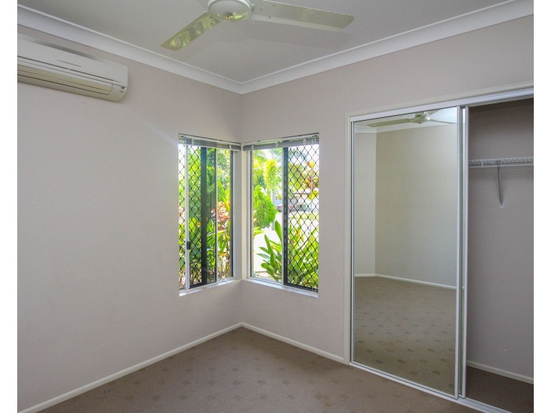 30 Fitzmaurice Drive, Bentley Park QLD 4869