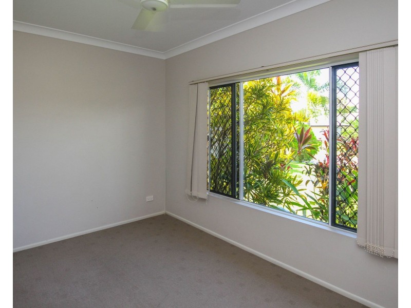 30 Fitzmaurice Drive, Bentley Park QLD 4869