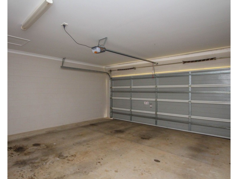 30 Fitzmaurice Drive, Bentley Park QLD 4869