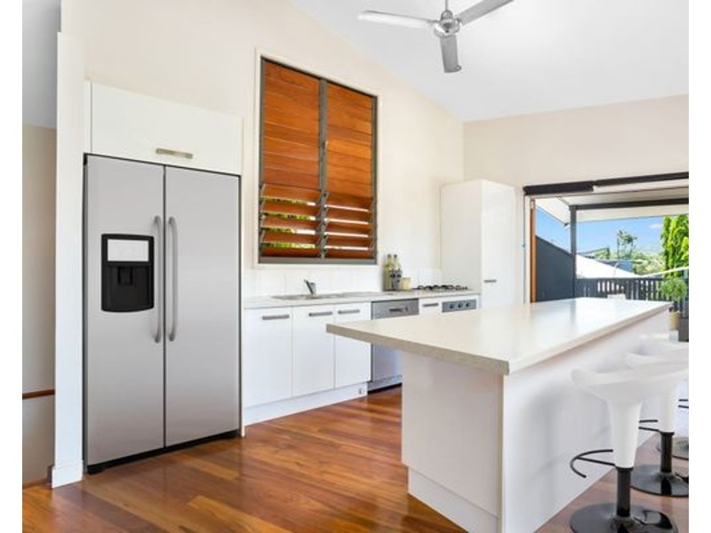 199-201 Martyn Street, Manunda QLD 4870