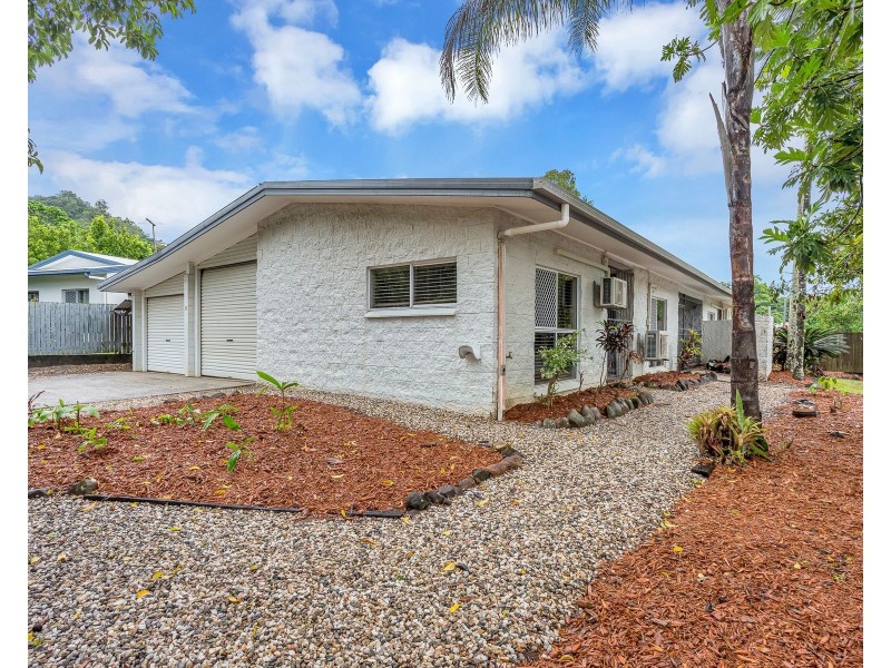 1 Fraser Cl, Kanimbla QLD 4870