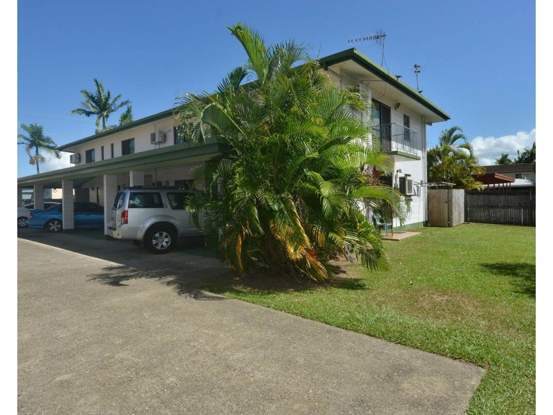 2/21 Pioneer Street, Manoora QLD 4870